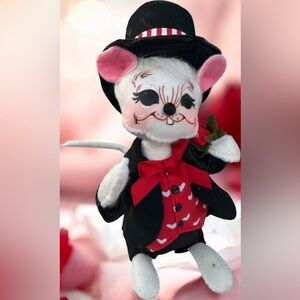 Annalee 6" Heart Throb Mouse